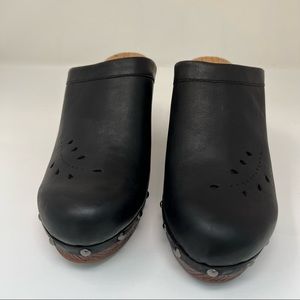 Korks | Leather Clogs | 9M